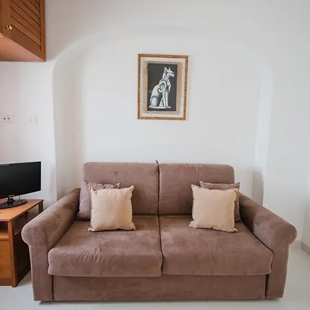 Luxury Designer Loft In Capri's Piazzetta